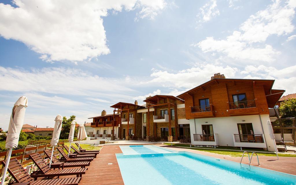 Irene'S Resort Káto Loutrákion エクステリア 写真