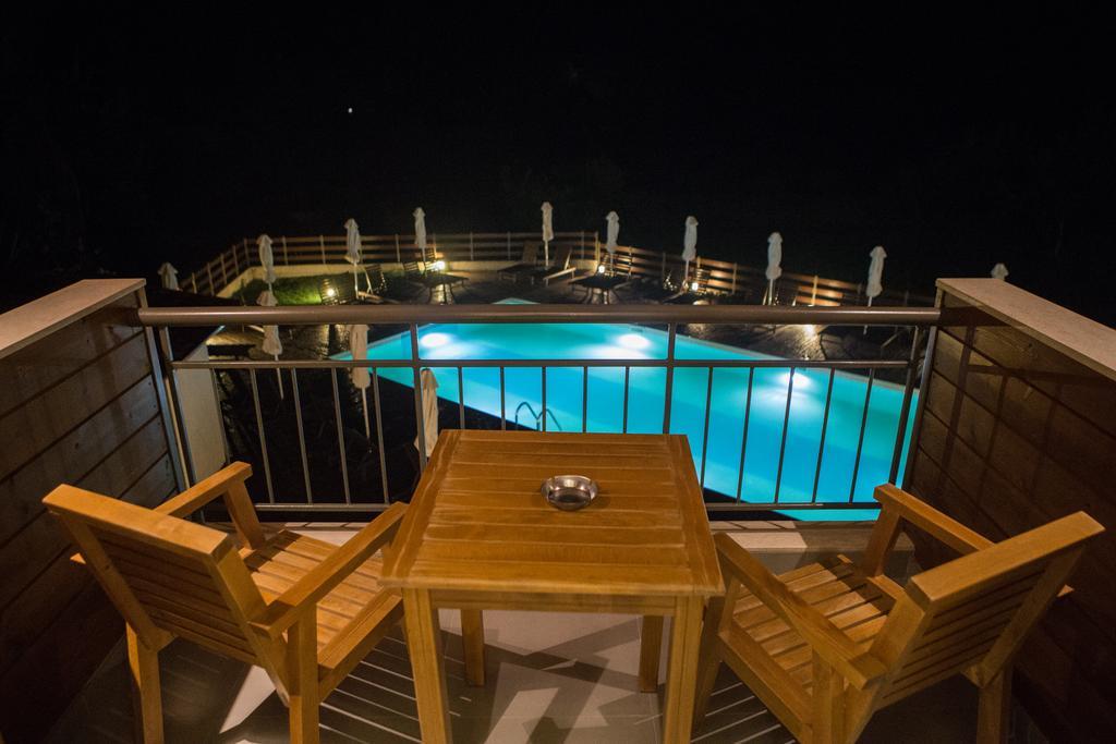Irene'S Resort Káto Loutrákion エクステリア 写真