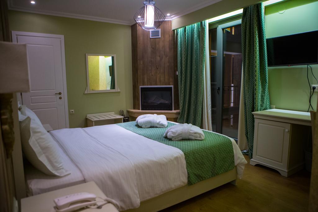 Irene'S Resort Káto Loutrákion エクステリア 写真