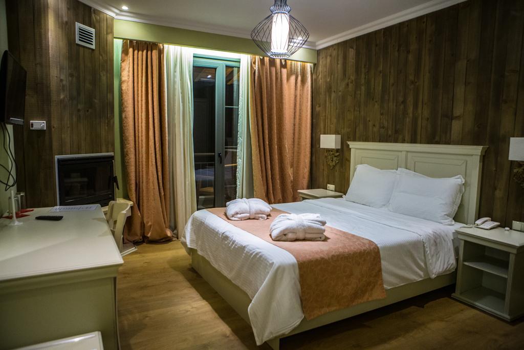 Irene'S Resort Káto Loutrákion エクステリア 写真
