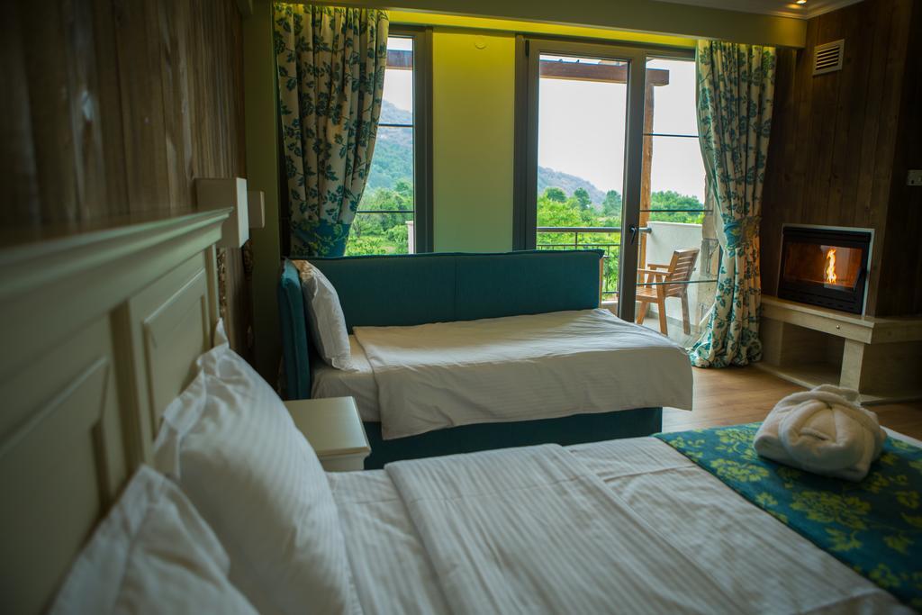 Irene'S Resort Káto Loutrákion エクステリア 写真